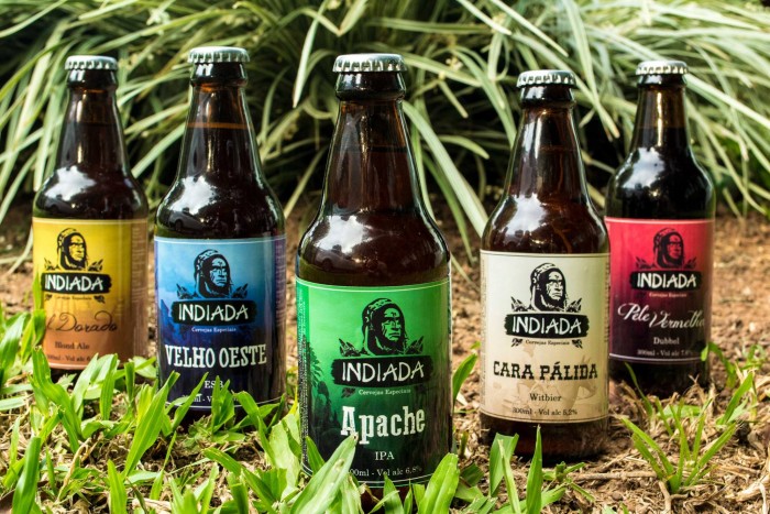 Novos rótulos com a nova cerveja Apache