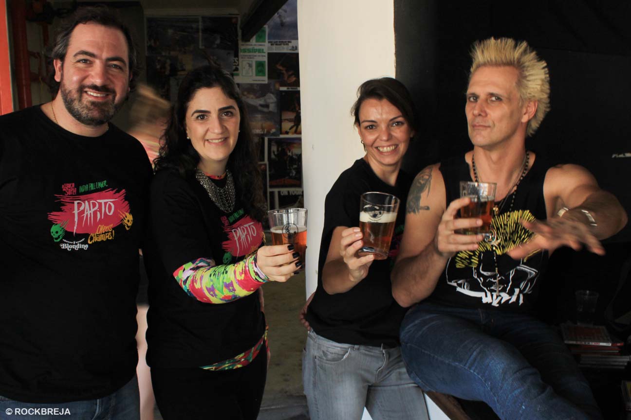 Aloísio Xerfan, Sibele Xerfan, Juliana Behr (Blondine) e Supla / Evento de lançamento da cerveja na Galeria do Rock (São Paulo)